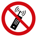 P013	Eingeschaltete Mobiltelefone verboten