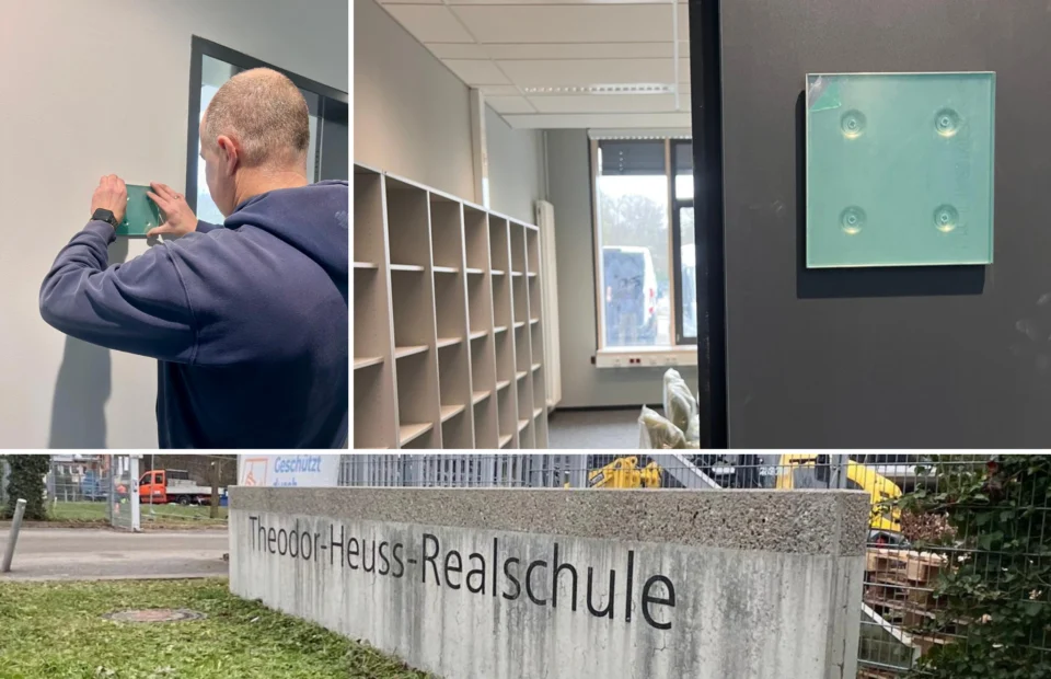 Beschilderung an der Theodor-Heuss-Realschule in Leverkusen
